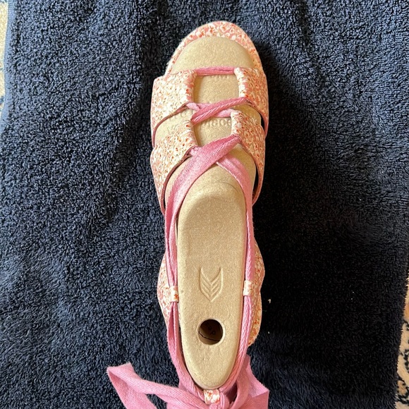 Patricia Nash Sandals - Picture 8 of 15
